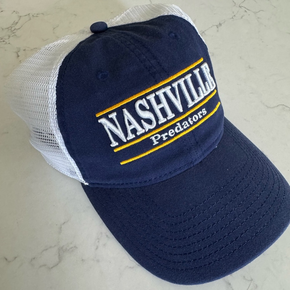 Nashville Predators Hat - Fanatics Brand - Collegiate Style